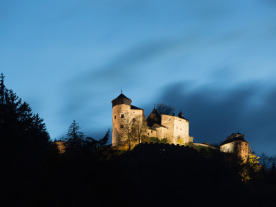 schloss-prösels-bei-nacht